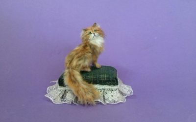 1:12 scale miniature Persian Cat